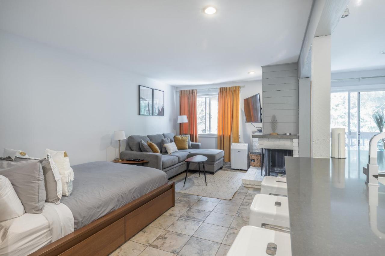 Gorgeous Whistler Creekside Studio Apartment Luaran gambar