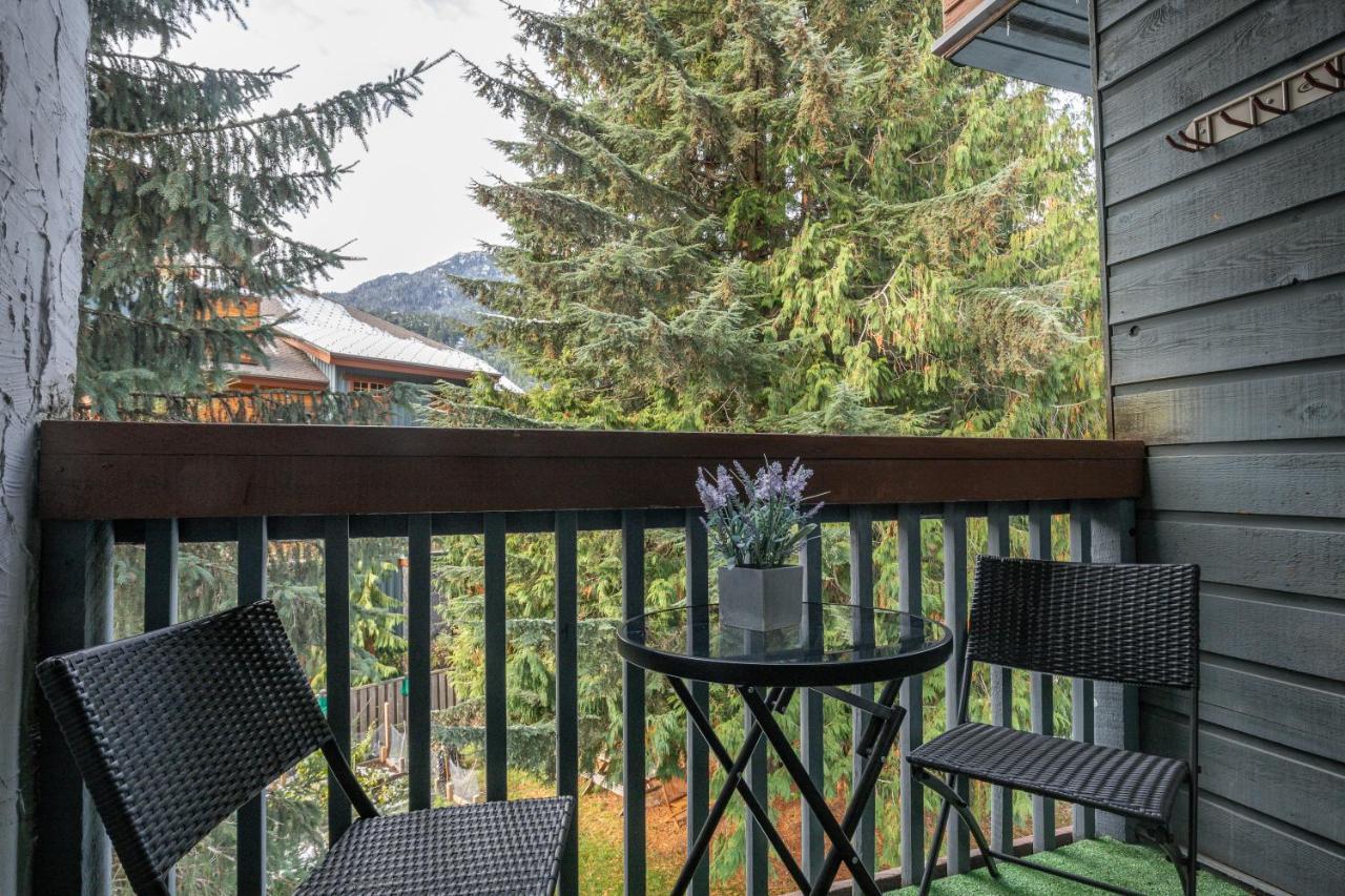 Gorgeous Whistler Creekside Studio Apartment Luaran gambar