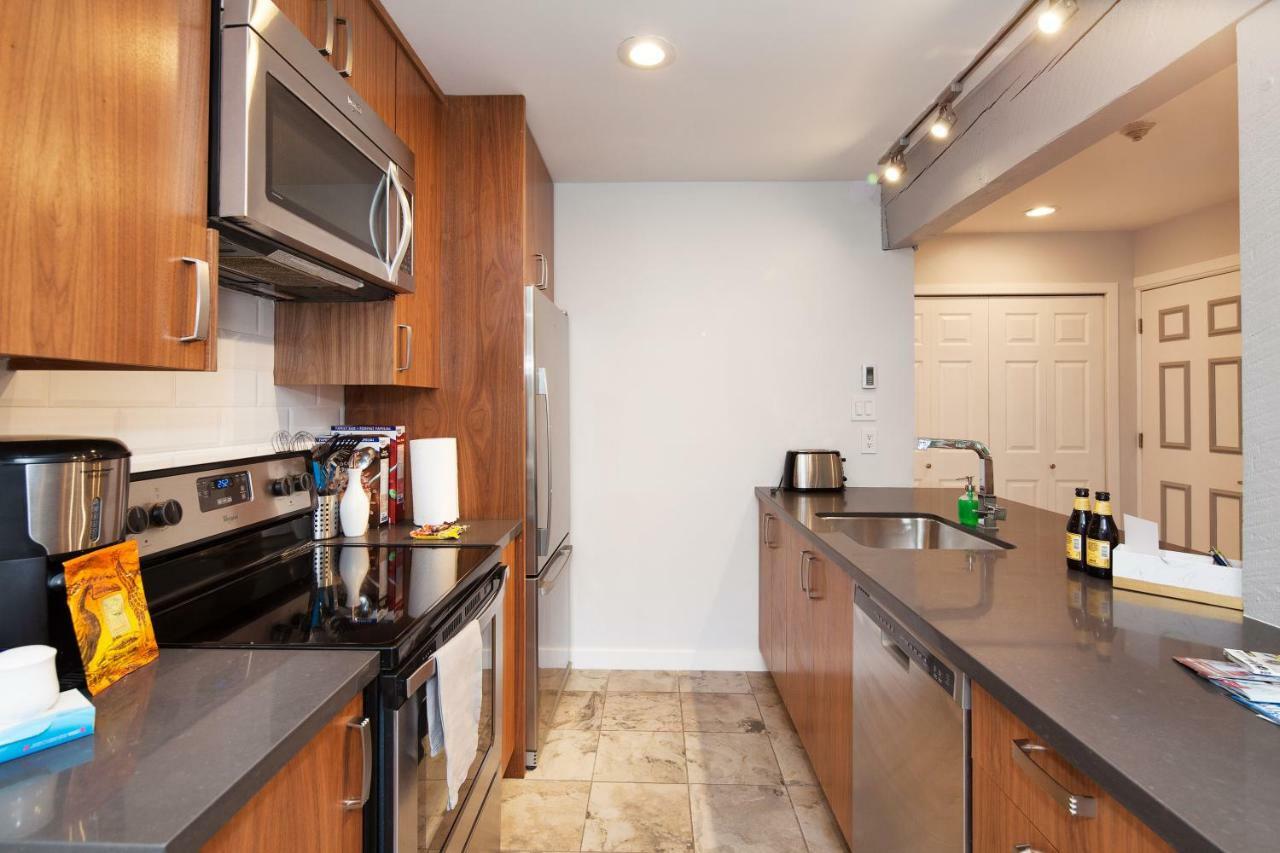 Gorgeous Whistler Creekside Studio Apartment Luaran gambar